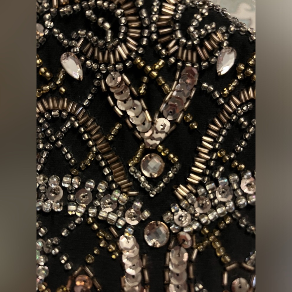 XSCAPE Long Black Beaded Sequin Open Back Sexy Formal Gown with Front Slit Sz 2 - Picture 13 of 14